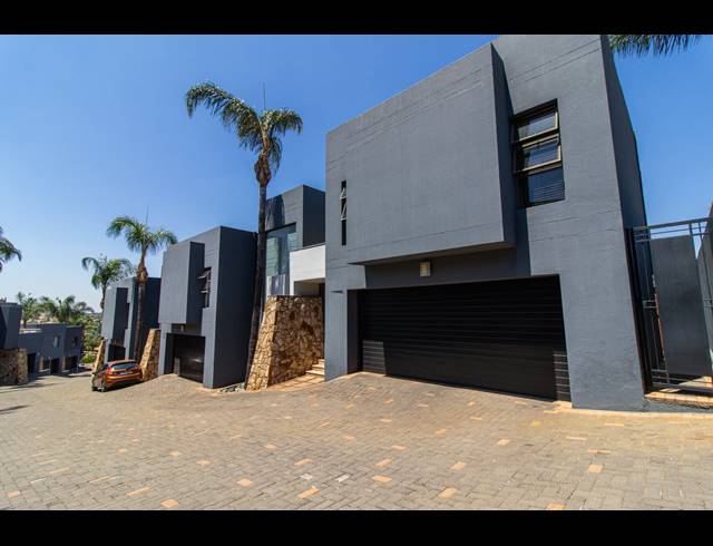 3 BEDROOM CLUSTER FOR SALE IN BASSONIA